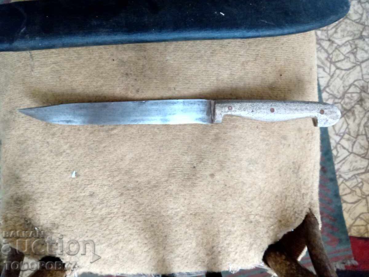 Δημοπρασία Ένα παλιό μαχαίρι Δημοπρασία Ένα παλιό μαχαίρι