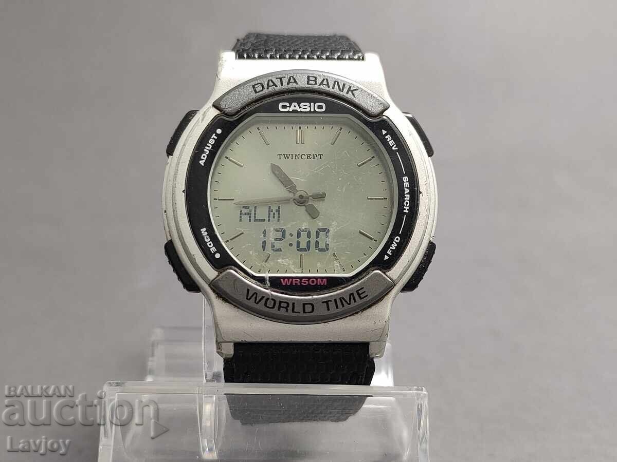 Licitație Ceas de mână rar Casio World time