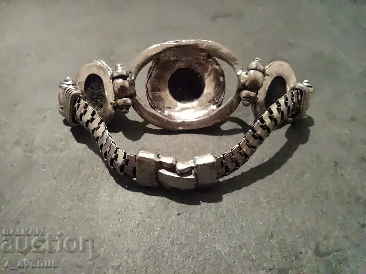 Стара гривна с лава  камъни 3.12.25 - 5