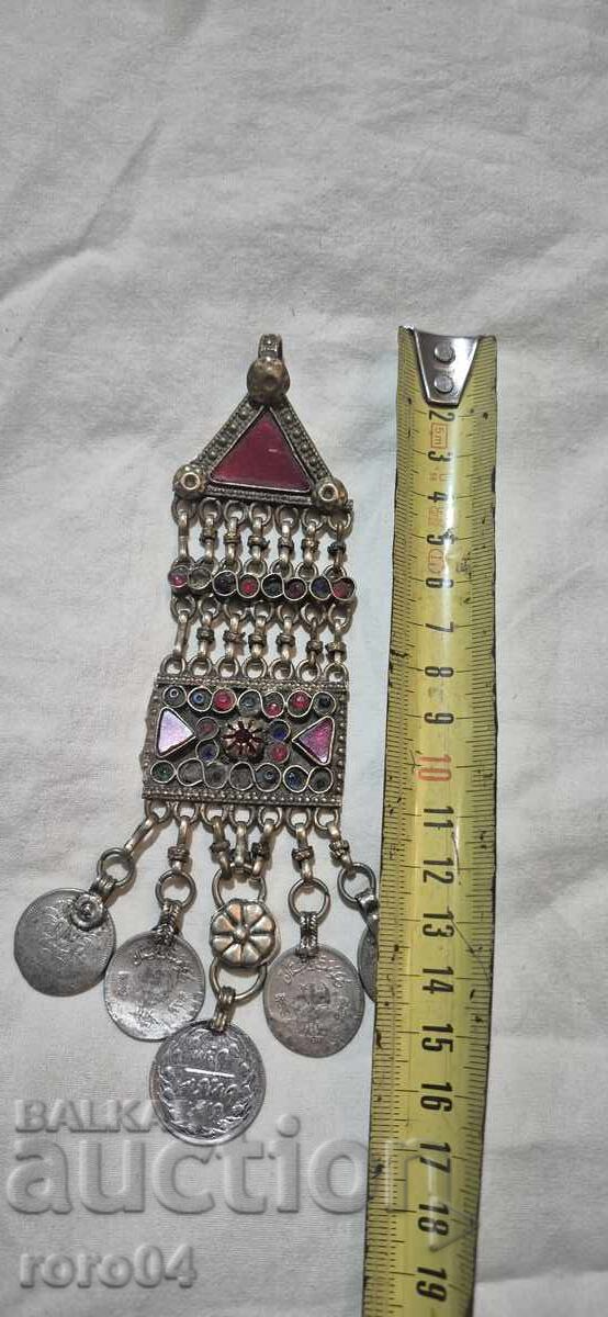 Δημοπρασία ΣΤΑΡ ΚΟΣΜΗΜΑΤΑ - ΤΡΕΠΚΑ - ΜΕΝΤΑΓΙΟΝ Δημοπρασία ΣΤΑΡ ΚΟΣΜΗΜΑΤΑ - ΤΡΕΠΚΑ - ΜΕΝΤΑΓΙΟΝ