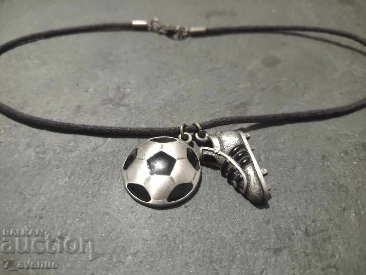 Necklace, old jewelry, necklace from the 80s 3.12.25 with price 69.00 BGN | € 35.28 Necklace, old jewelry, necklace from the 80s 3.12.25 with price 69.00 BGN | € 35.28