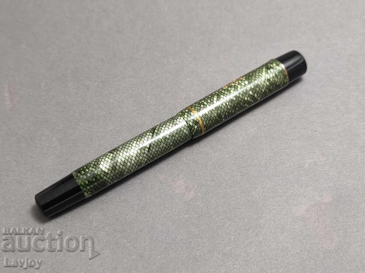 Auction  Pilot Elite Fountain Pen Gold Nib 585