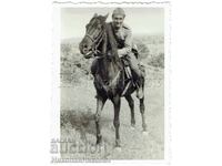SMALL OLD PHOTO: MILITARY MAN ON HORSE, CAVALRYMAN E641