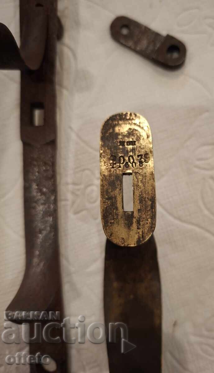 Parts for a trunk - 5