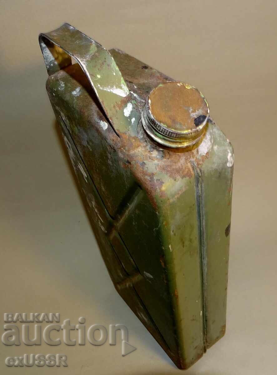 Old German GDR small 2-liter can for MZ SIMSON motorcycle with price 30.00 BGN | € 15.34