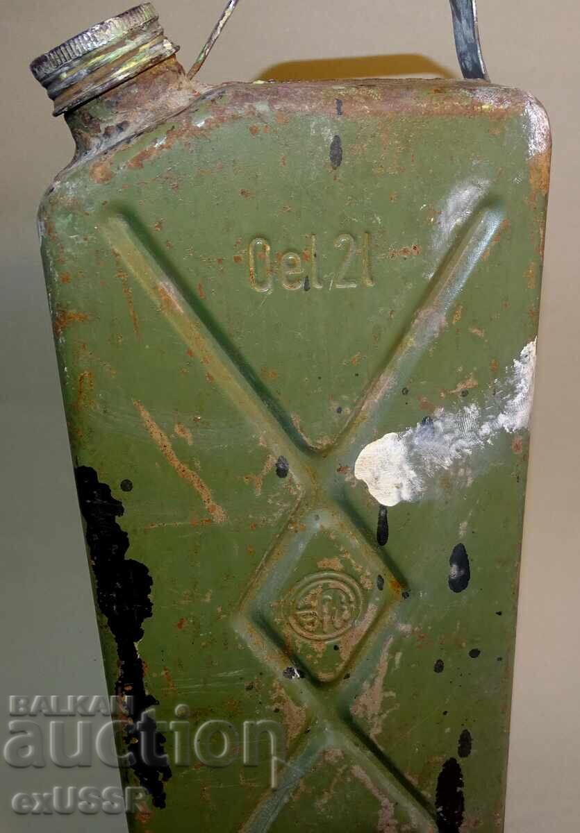 Auction  Old German GDR small 2-liter can for MZ SIMSON motorcycle