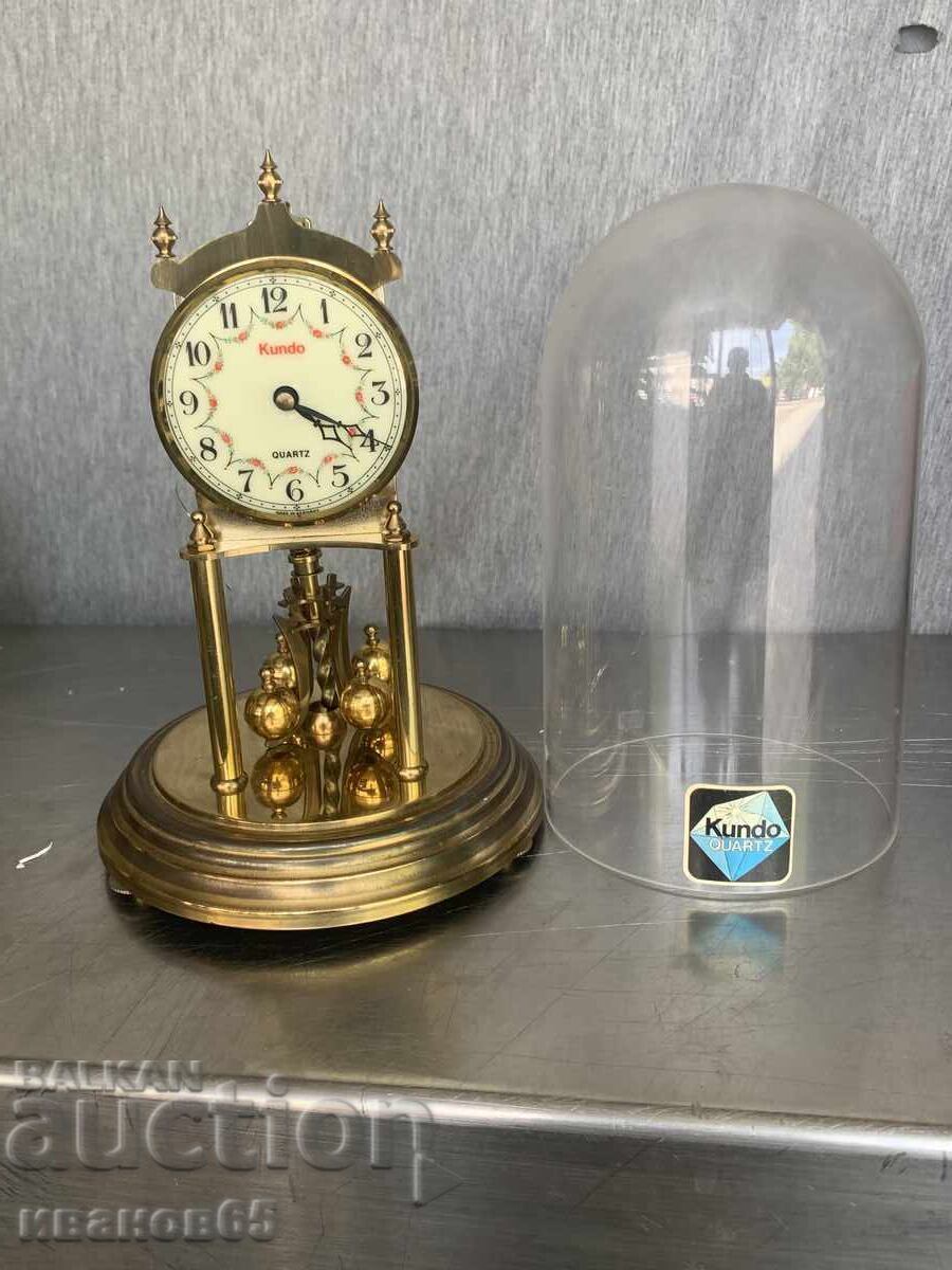 desk clock with price 70.00 BGN | € 35.79