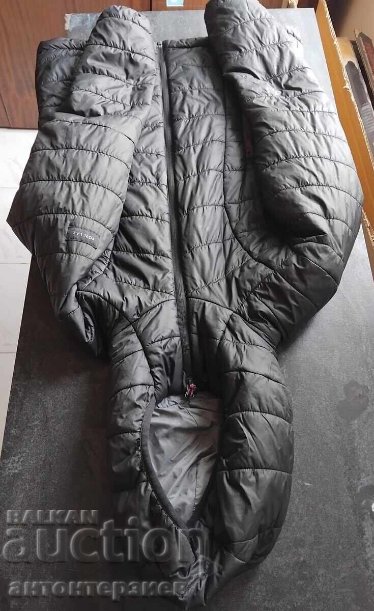 Women's Trekking Jacket MT100, Hooded, Black FORCLAZ, M with price € 10.23 | 20.01 BGN