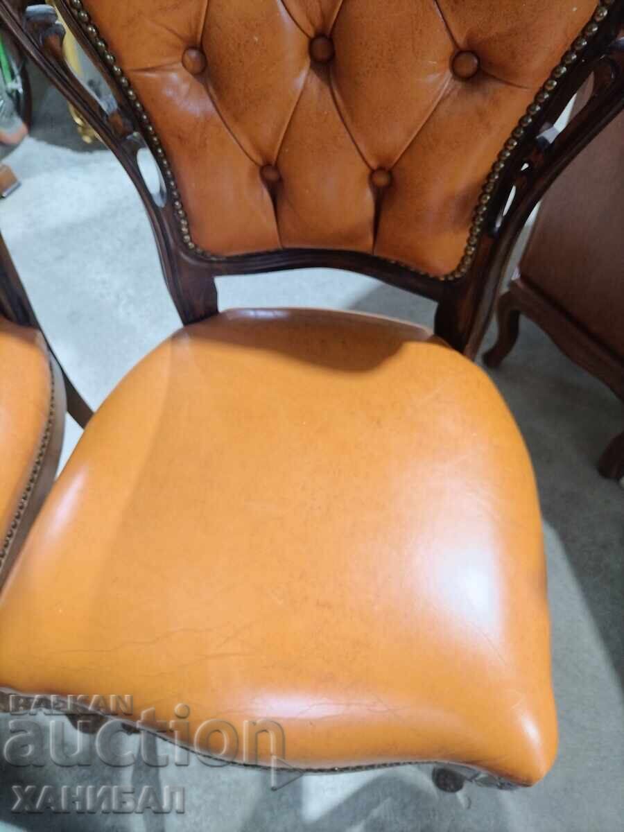 BEAUTIFUL TABLE WITH SIX BAROQUE CHAIRS - 6