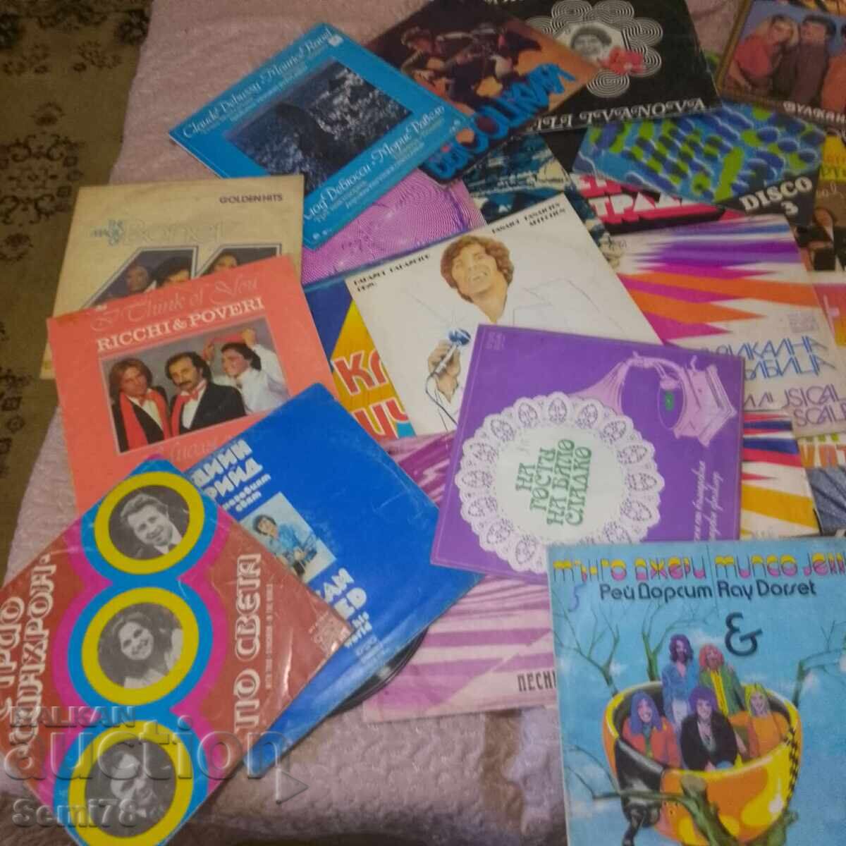 Лот от 35 броя големи плочи с цена 29.99 лв. | € 15.33