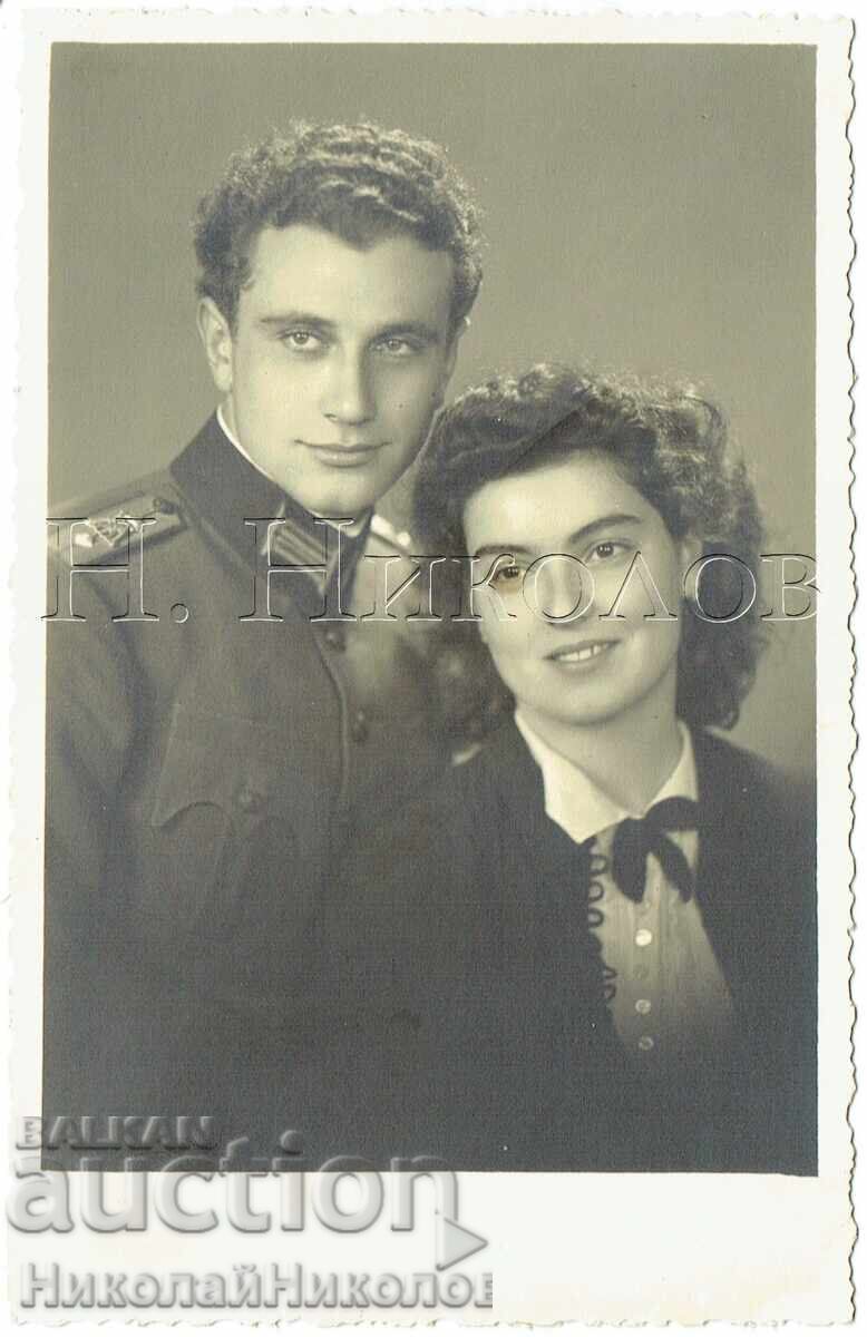 OLD MILITARY PHOTO WITH HIS WIFE E655 OLD MILITARY PHOTO WITH HIS WIFE E655