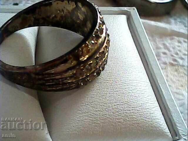a ring with price 5.00 BGN | € 2.56 a ring with price 5.00 BGN | € 2.56