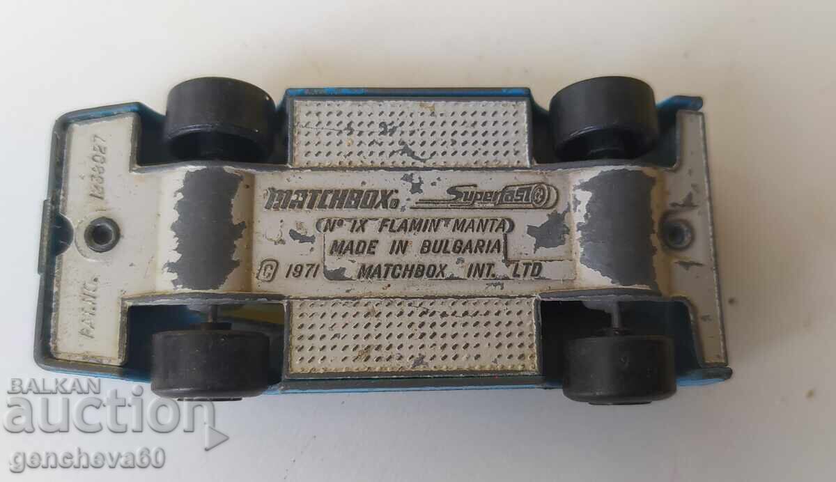 Auction  Matchbox Bulgaria 1971 FLAMIN MANTA 9 MATCHBOX