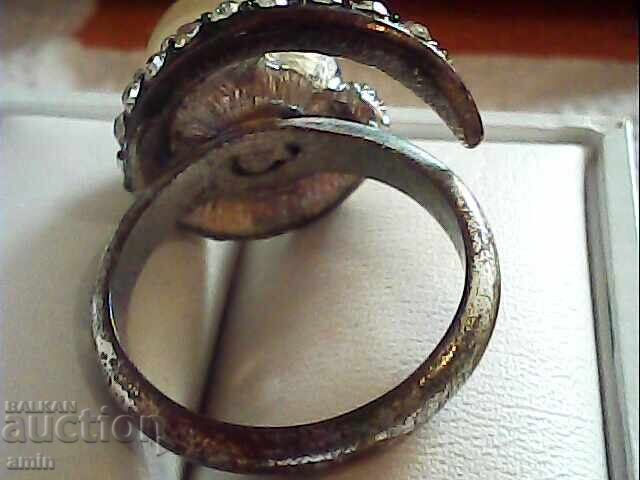 Delivery of a ring Delivery of a ring