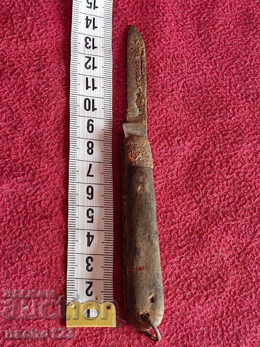 Livrarea Briceag de buzunar foarte vechi