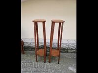 Pereche de măsuțe înalte din lemn, minunate, vechi, pentru flori