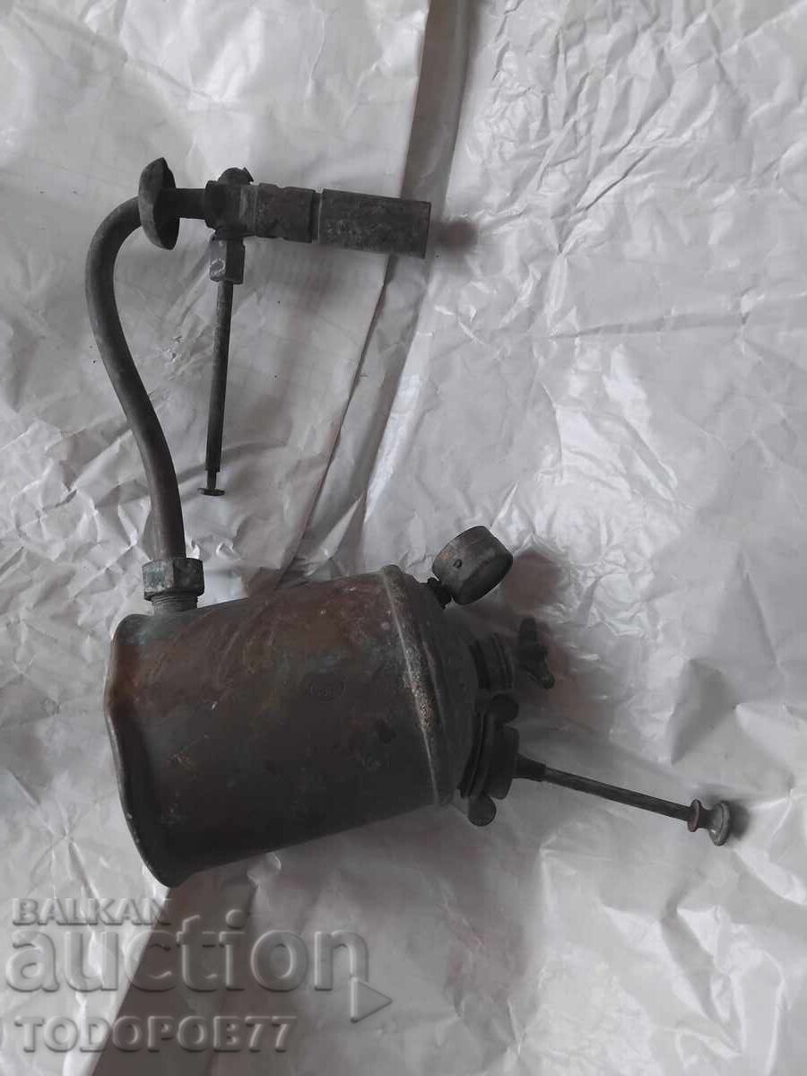 Auction  Very old burner