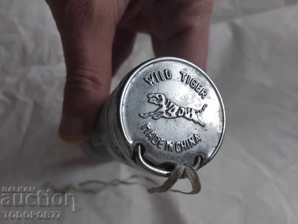 Licitație Lanterna veche de metal Licitație Lanterna veche de metal