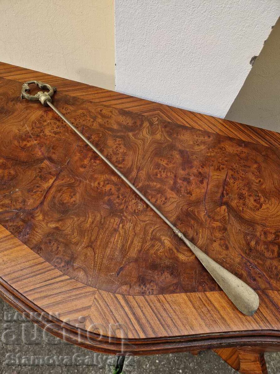 Large antique English bronze shoe rack with price 133.00 BGN | € 68.00 Large antique English bronze shoe rack with price 133.00 BGN | € 68.00