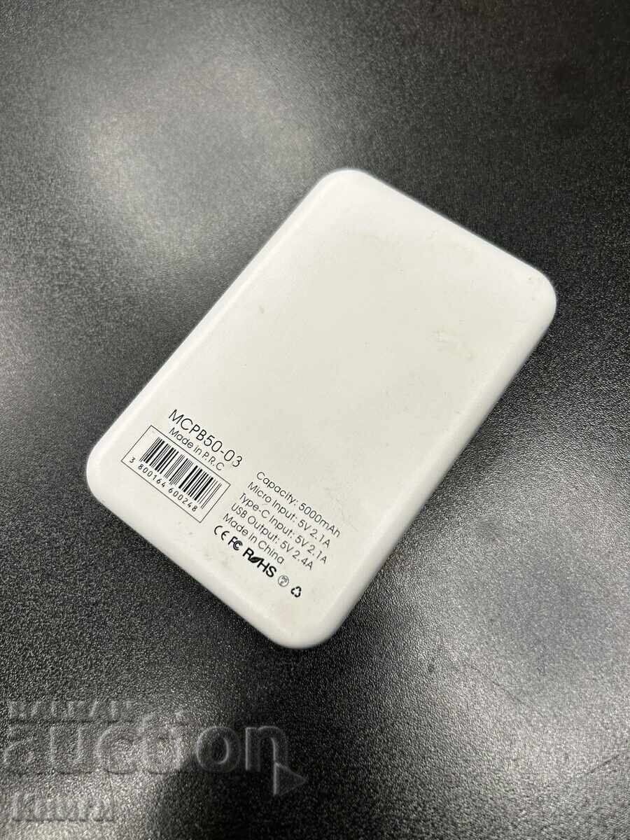 Baterie externă - 5000 mAh cu preț 20.00 BGN | € 10.23 Baterie externă - 5000 mAh cu preț 20.00 BGN | € 10.23