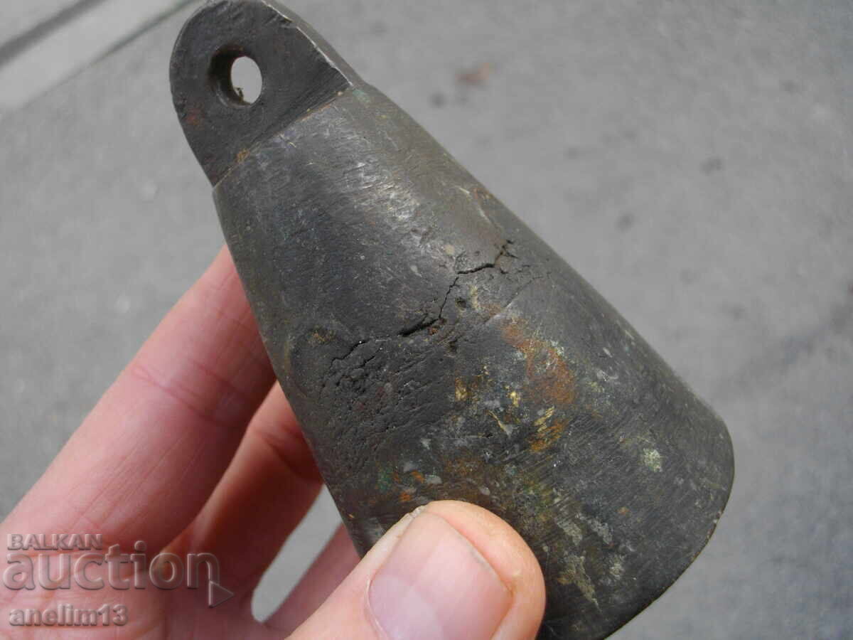 Licitație UN BRONZ VECHI Licitație UN BRONZ VECHI