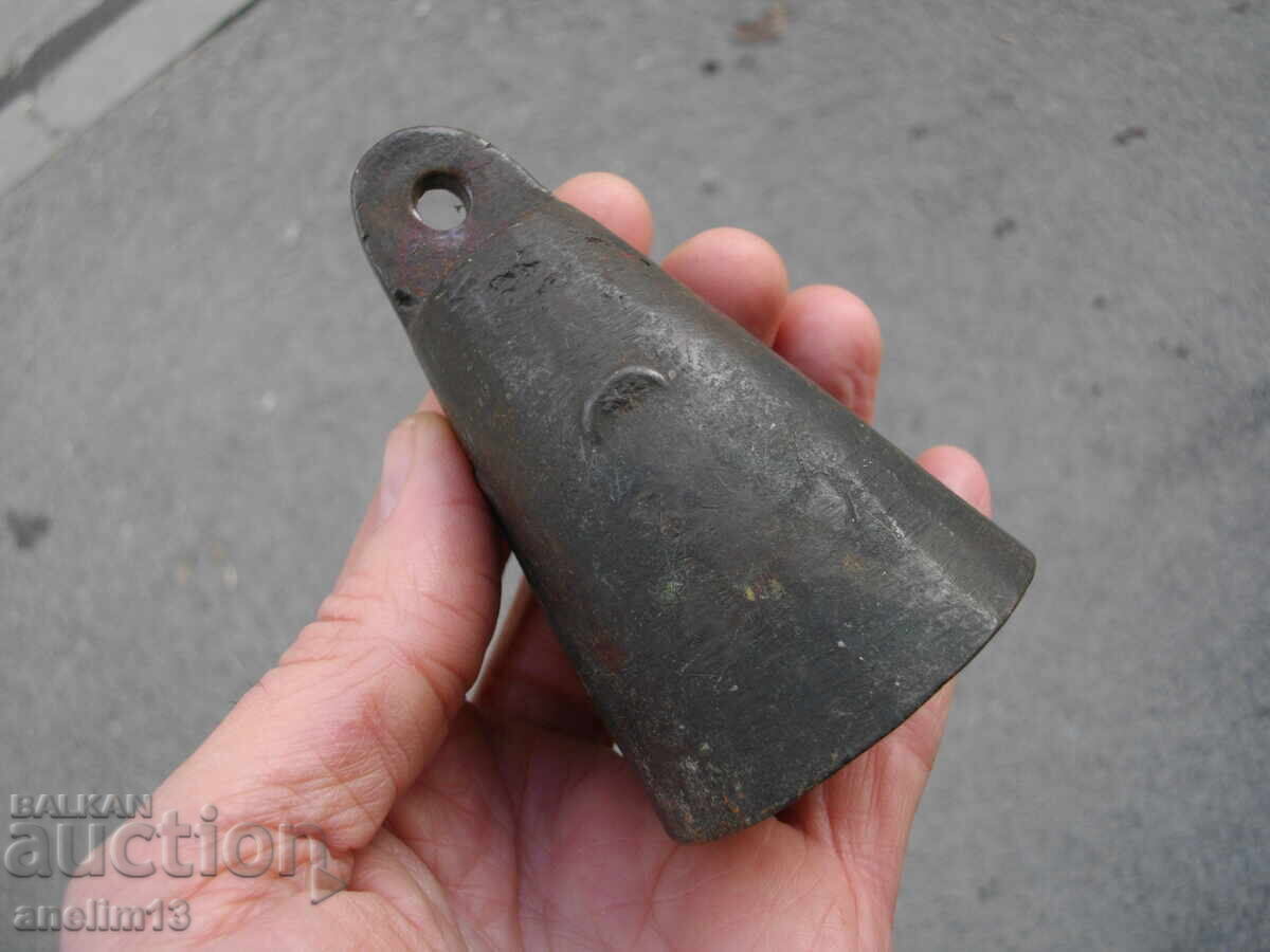 Livrarea UN BRONZ VECHI Livrarea UN BRONZ VECHI