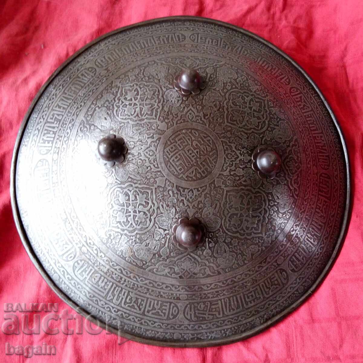 Ασπίδα με αστέρι, Δυναστεία των Κατζάρ