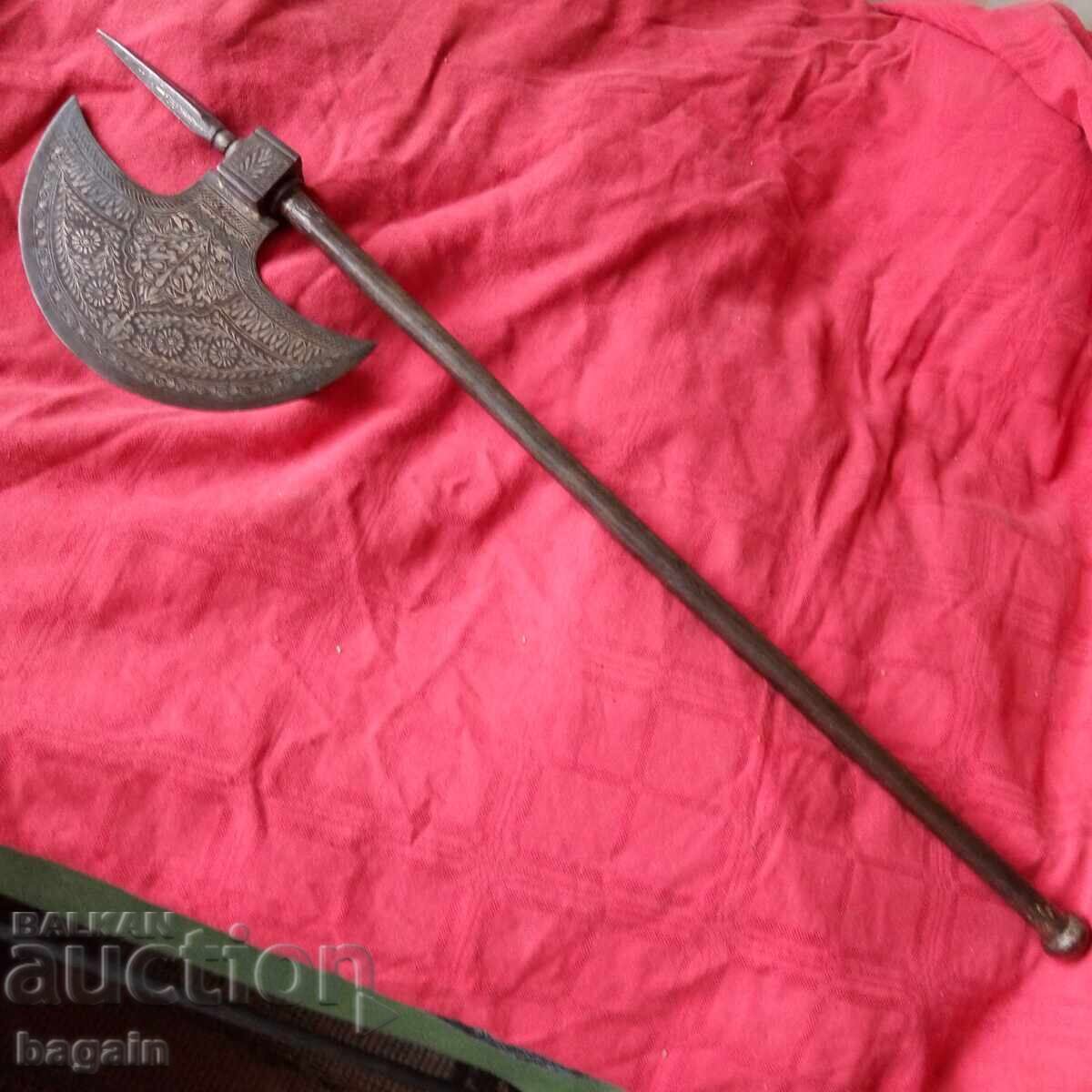 Delivery of Dervish battle axe with silver inlay Delivery of Dervish battle axe with silver inlay