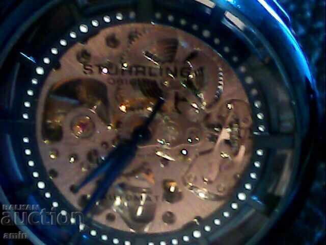 Frumos ceas automatic Stuhrling Original, funcționează perfect cu preț 50.00 BGN | € 25.56