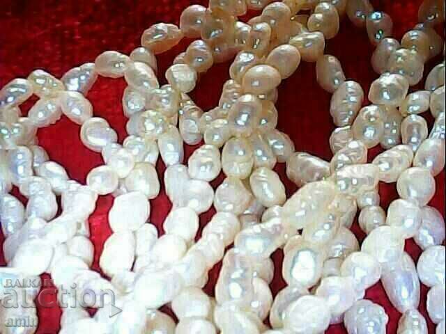 Auction  old fragile set of re4ni pearls