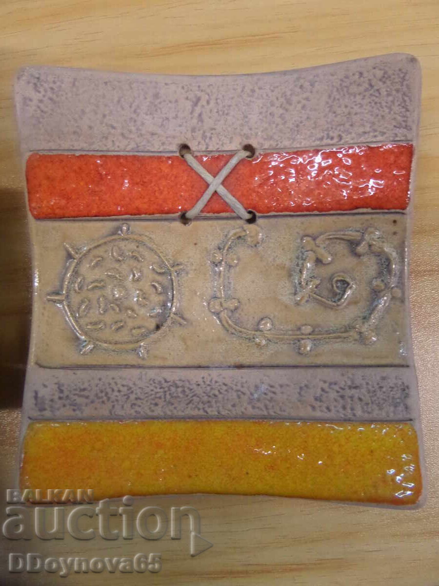 Auction 2 pcs. original ceramics by Ralitsa Marinova Auction 2 pcs. original ceramics by Ralitsa Marinova