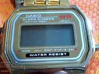 Original Casio watch, works, no battery, like new