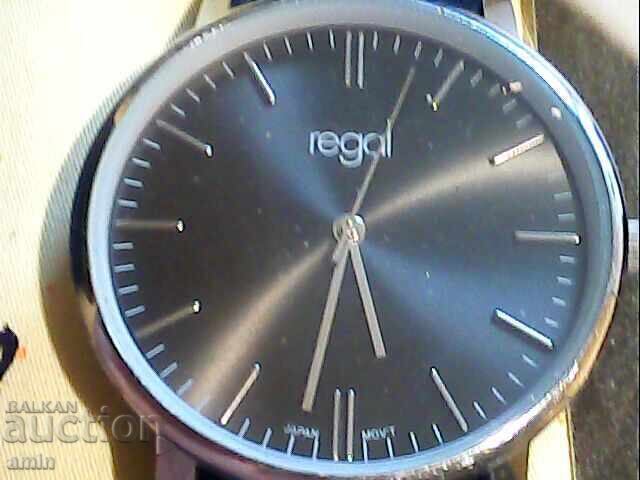 Beautiful small clock, regular work, with new battery with price 25.00 BGN | € 12.78