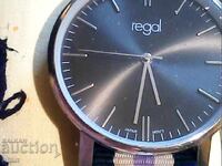 Beautiful small clock, regular work, with new battery