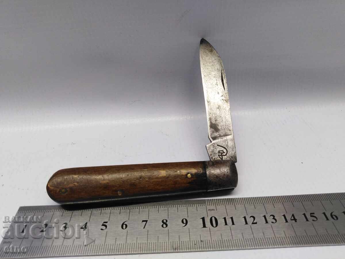 Auction  OLD POCKET KNIFE-LARGE THORN