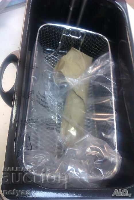 Auction  Crown CDF-2021X Deep Fryer, Stainless Steel