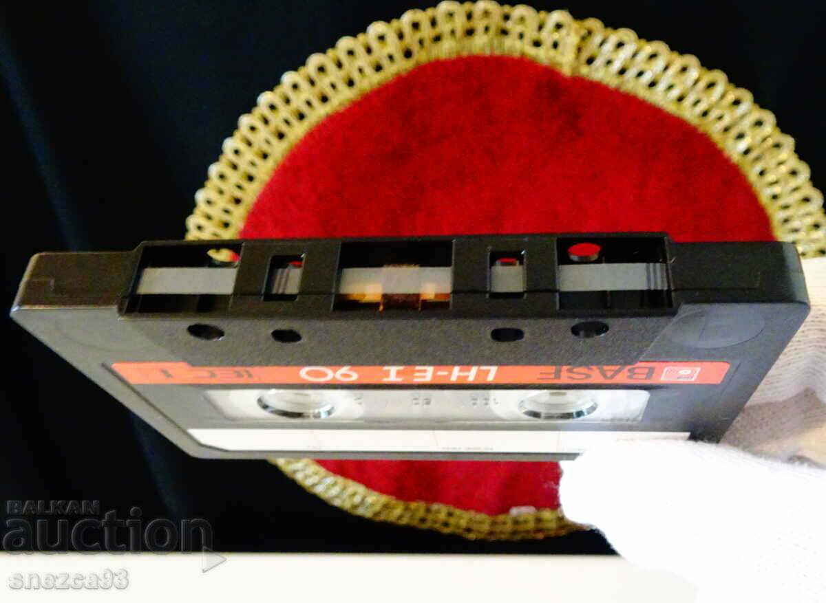BASF LH-EI 90 аудиокасета с Uriah Heep и Queen. - 5