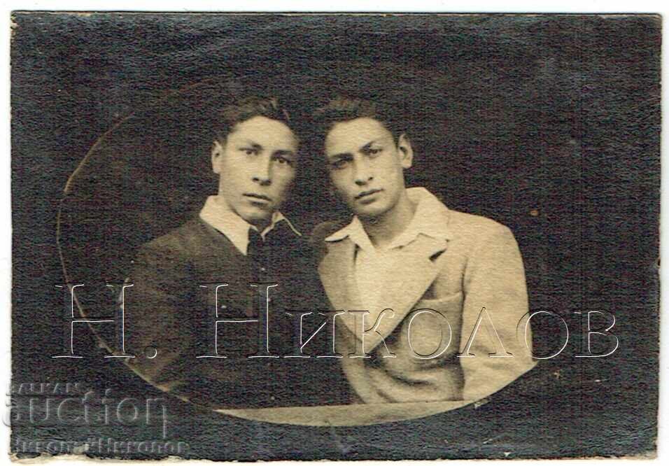 1947 МАЛКА СТАРА СНИМКА МИХАЛЦИ ПАВЛИКЕНСКО СБОРА Е689