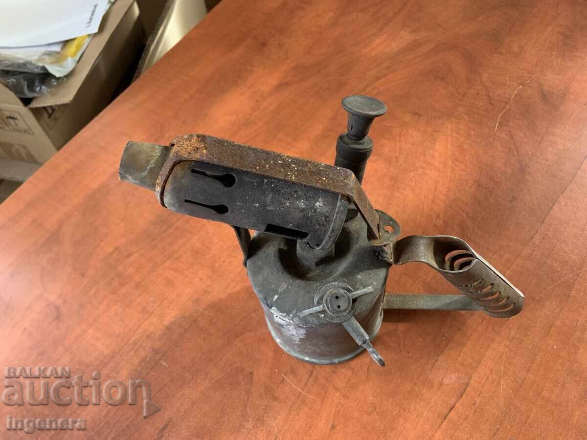 ΒΕΝΖΙΝΟΛΑΜΠΑ ΚΑΥΣΤΗΡΑΣ ΑΠΟ ΠΑΛΙΟ ΥΛΙΚΟ με τιμή 39.00 BGN | € 19.94 ΒΕΝΖΙΝΟΛΑΜΠΑ ΚΑΥΣΤΗΡΑΣ ΑΠΟ ΠΑΛΙΟ ΥΛΙΚΟ με τιμή 39.00 BGN | € 19.94