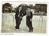 1949 ΜΙΚΡΗ ΠΑΛΙΑ ΦΩΤΟΓΡΑΦΙΑ ΒΑΡΝΑ ΘΑΛΑΣΣΙΟΣ ΚΗΠΟΣ Ε695