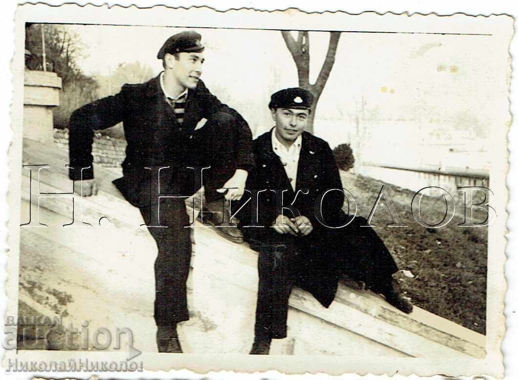 1950 ΜΙΚΡΗ ΠΑΛΙΑ ΦΩΤΟΓΡΑΦΙΑ ΒΑΡΝΑ ΘΑΛΑΣΣΙΟΣ ΚΗΠΟΣ Ε697