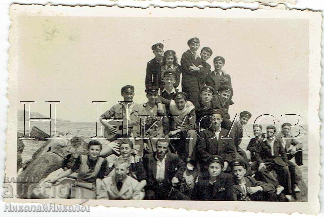 1950 МАЛКА СТАРА СНИМКА ВАРНА БАЛКАНТУРИСТ Е698 1950 МАЛКА СТАРА СНИМКА ВАРНА БАЛКАНТУРИСТ Е698