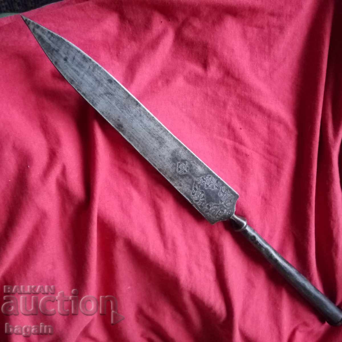 Доставка на Персийско копие, кама, кинжал. Доставка на Персийско копие, кама, кинжал.