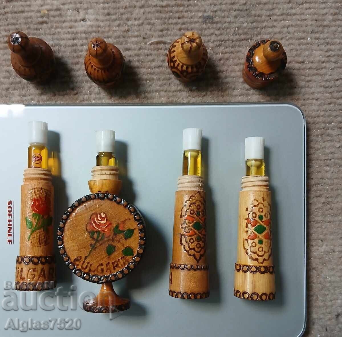 4 τμχ. παλιά βουλγάρικα ξύλινα μπουκαλάκια με αρώματα με τιμή 20.00 BGN | € 10.23