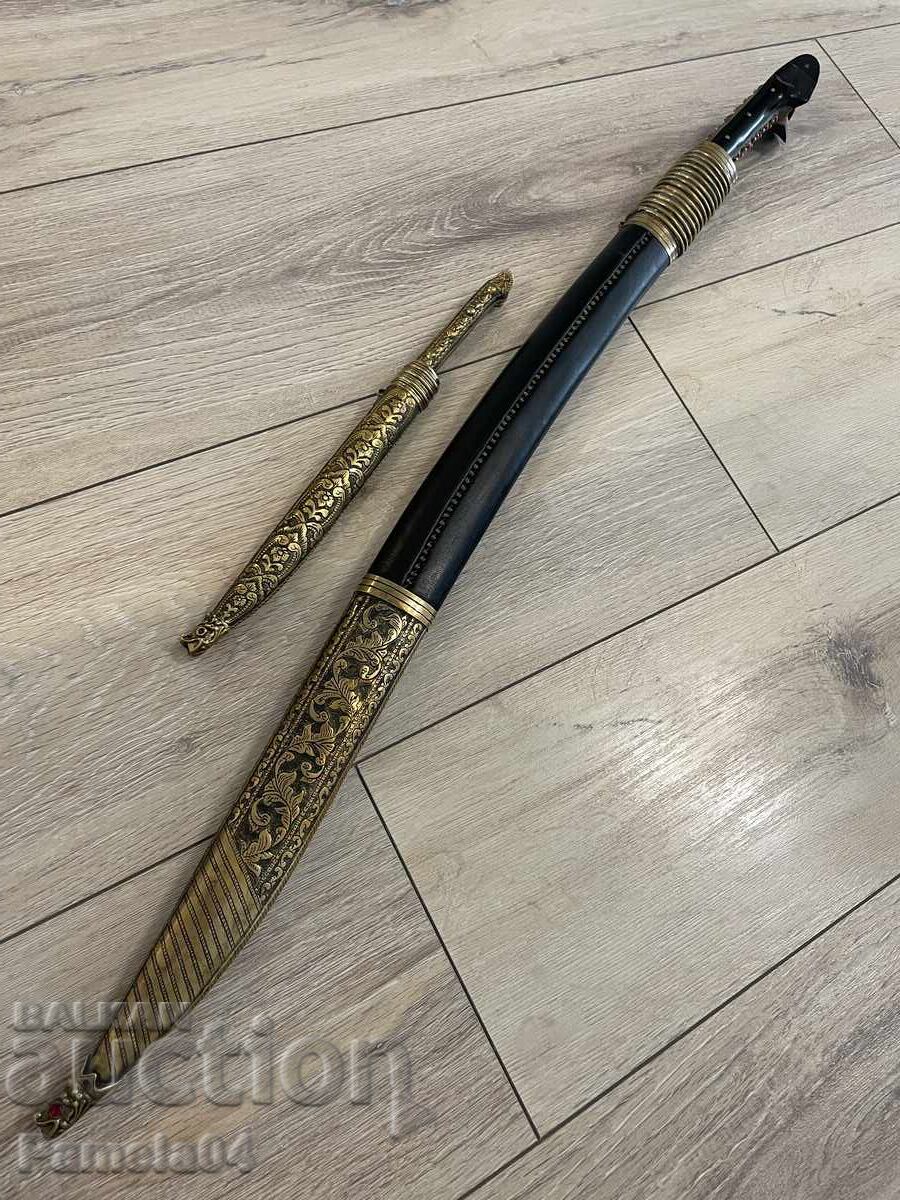 Iatagan, iatagan nou, carambit, cuțit