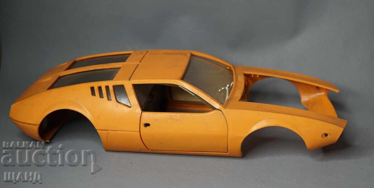 De tomaso Стара пластмасова играчка модел спортна кола