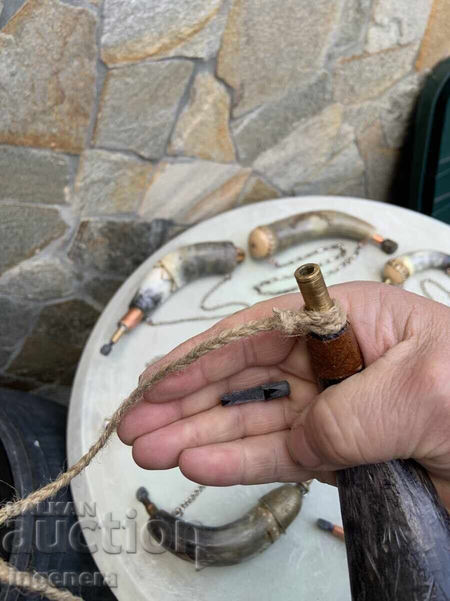 Μπαρουτοθήκη από κέρατο - 6