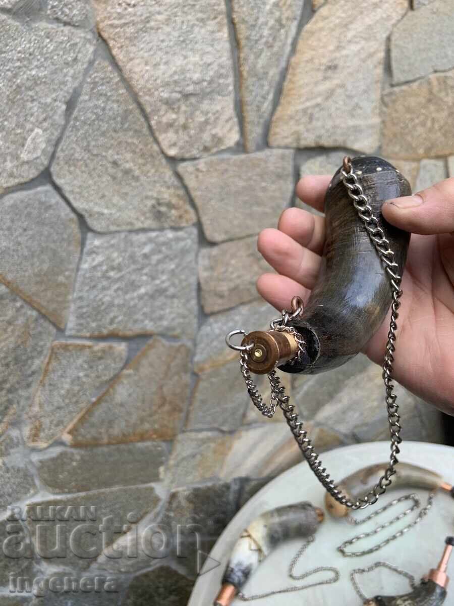 ΒΑΡΟΥΤΝΙΤΣΑ ΑΠΟ ΚΕΡΑΤΟ-ΜΑΥΡΟ ΜΑΡΓΑΡΙΤΑΡΙ με τιμή 120.00 BGN | € 61.36