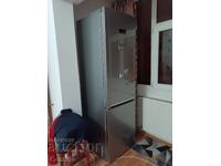 Продавам употребяван хладилник с фризер Beko за 500 лева