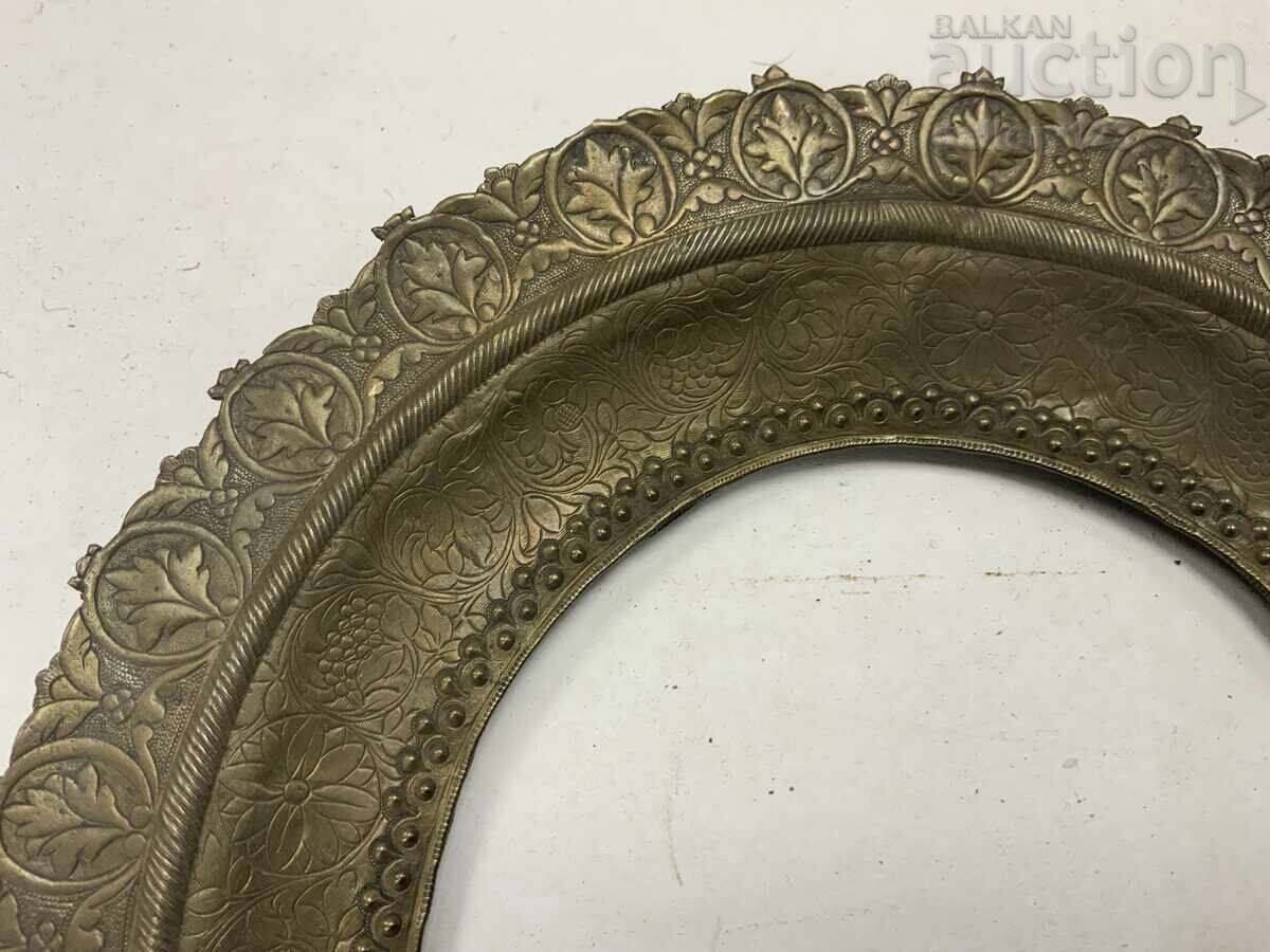 Auction  Halo for an icon of the Virgin Mary and Christ